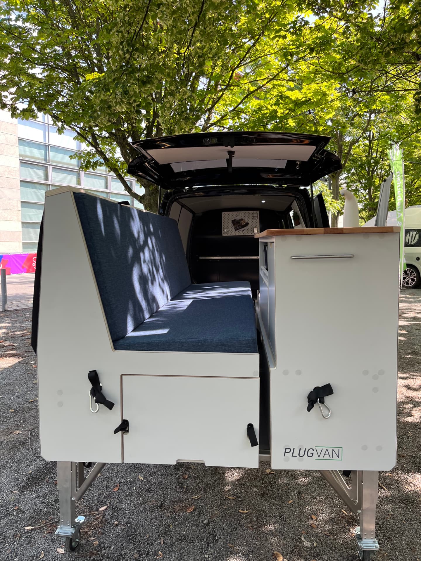 PlugVan Small – fotografija